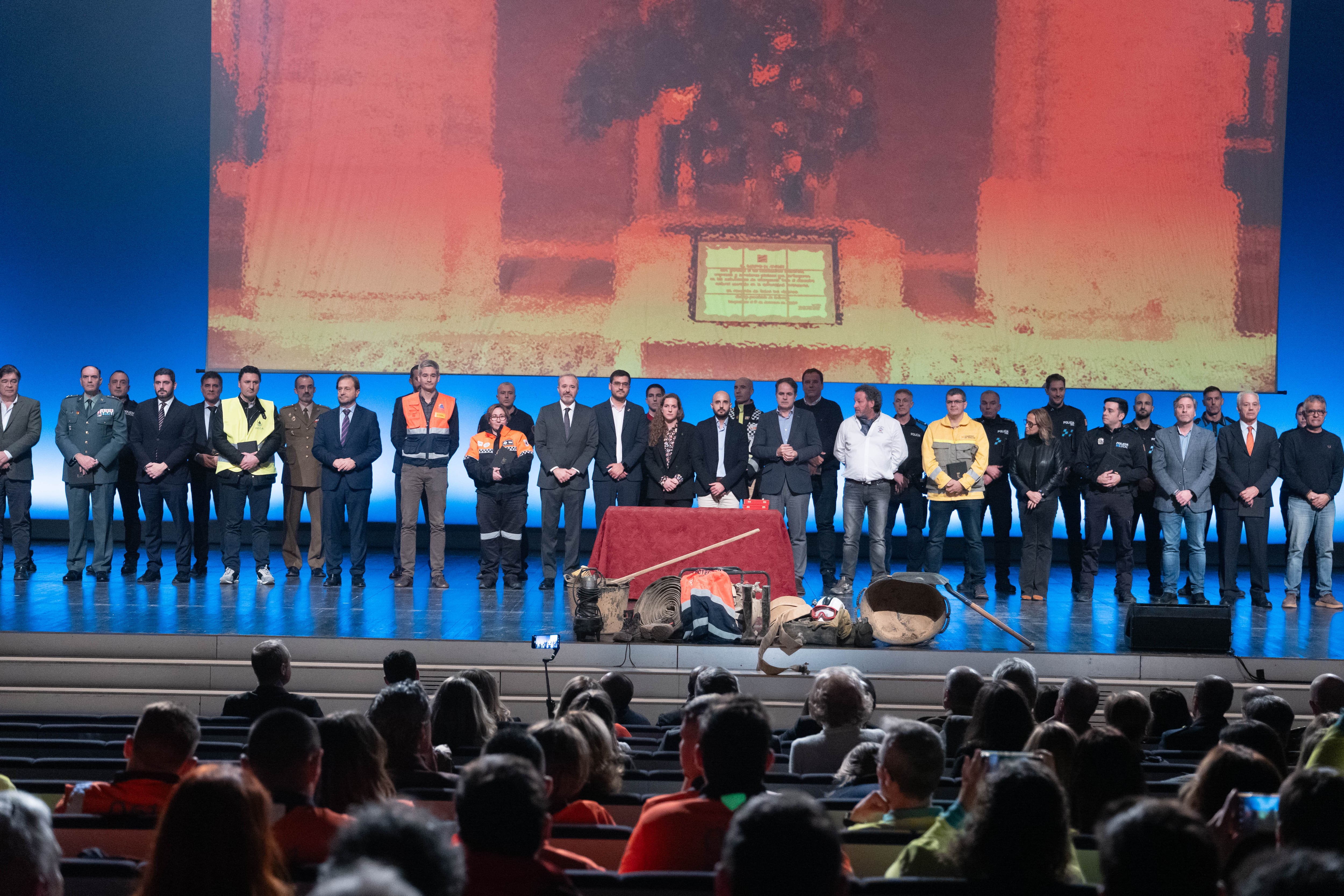 El contingente aragonés durante la entrega de la Medalla de Aragón