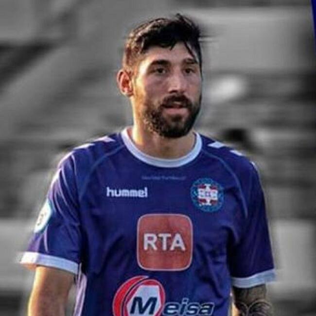 Andoni Andrés refuerza el centro de la zaga del Eldense