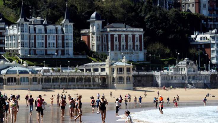 San Sebastián amplía hasta 2026 la moratoria de hoteles y alojamientos turísticos