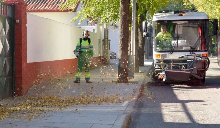 El servicio se duplica para adecuar las calles