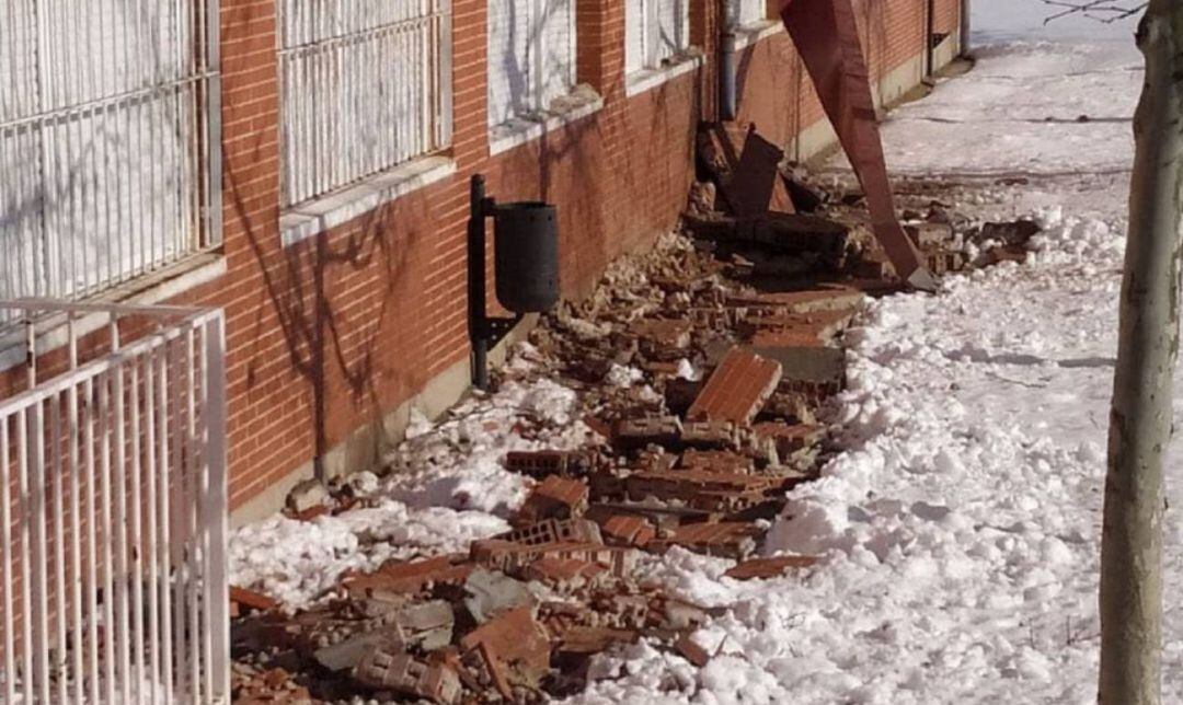 Imagen de los desperfectos que provocó en el centro el temporal de nieve del pasado mes de enero.