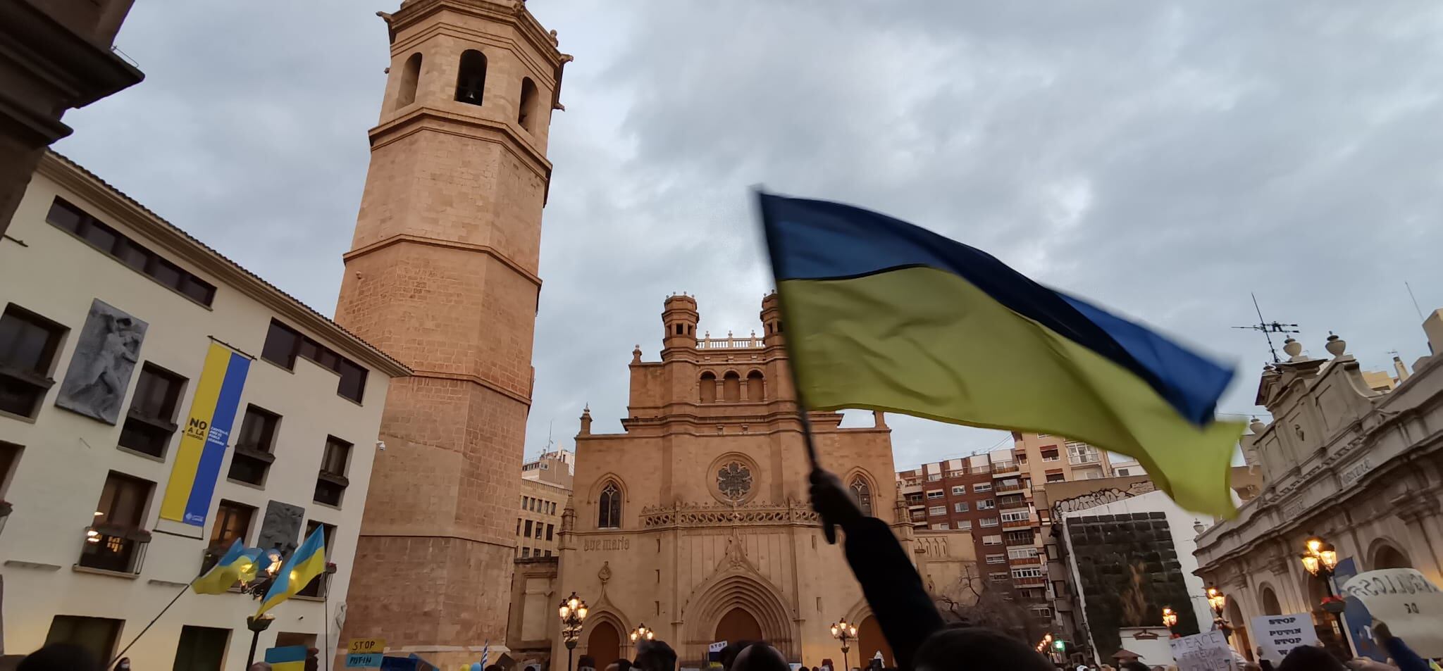 Concentración por Ucrania en Castelló.