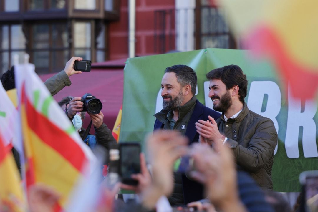 El presidente de Vox, Santiago Abascal, y el candidato a la Presidencia de la Junta de Castilla y León, Juan García-Gallardo, el pasado 15 de enero.