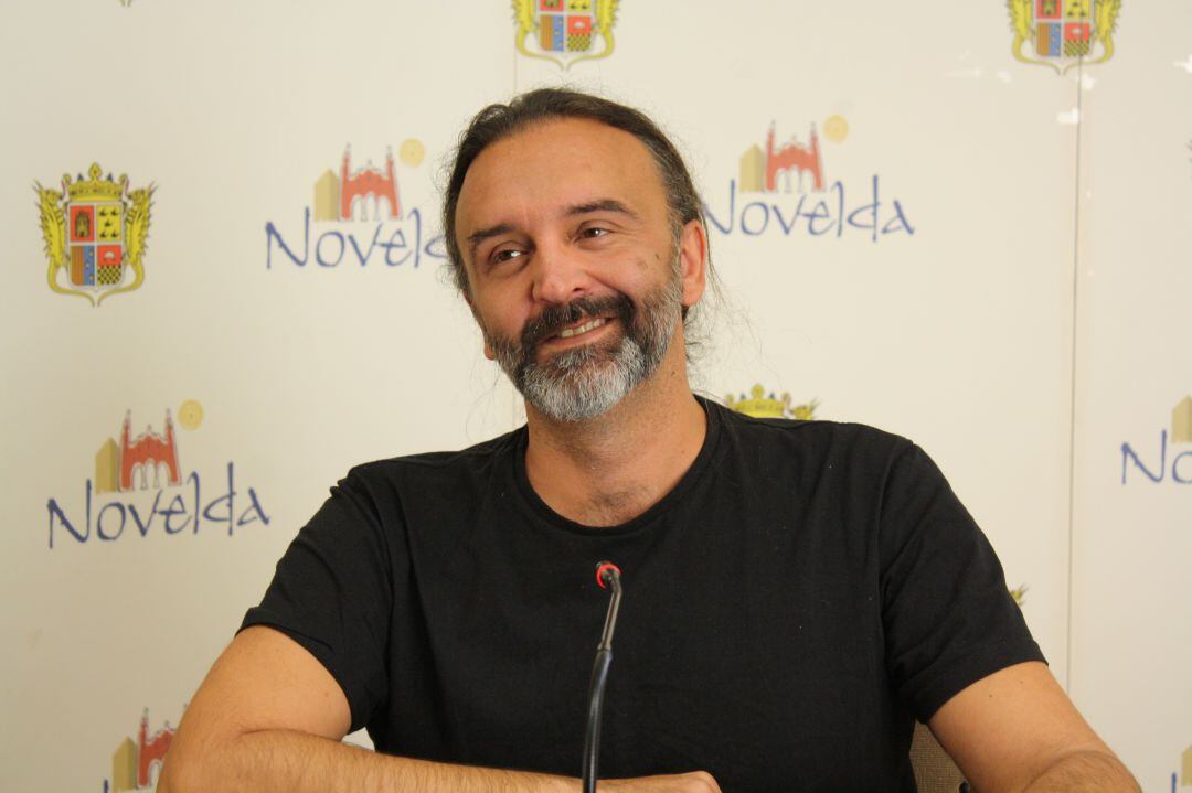 El concejal de Contratación de Novelda, Ricardo Moreno