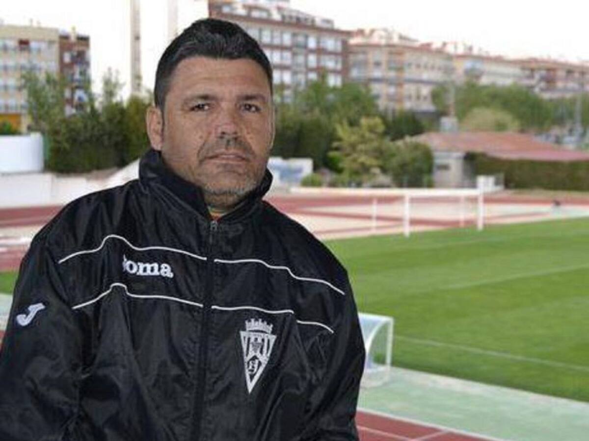 Fran Onrubia sustituye a David Bauzá en el banquillo del Eldense