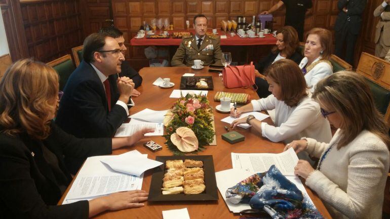 Reunión de la Vicepresidenta del Gobierno