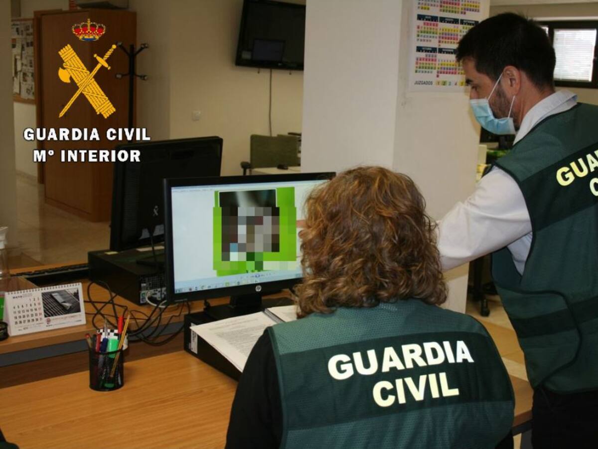Tres personas investigadas por un delito de extorsión a través de internet a un vecino de Palencia