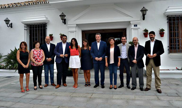 Nuevo equipo de gobierno de Mijas tras el pacto alcanzado entre Cs y PSOE