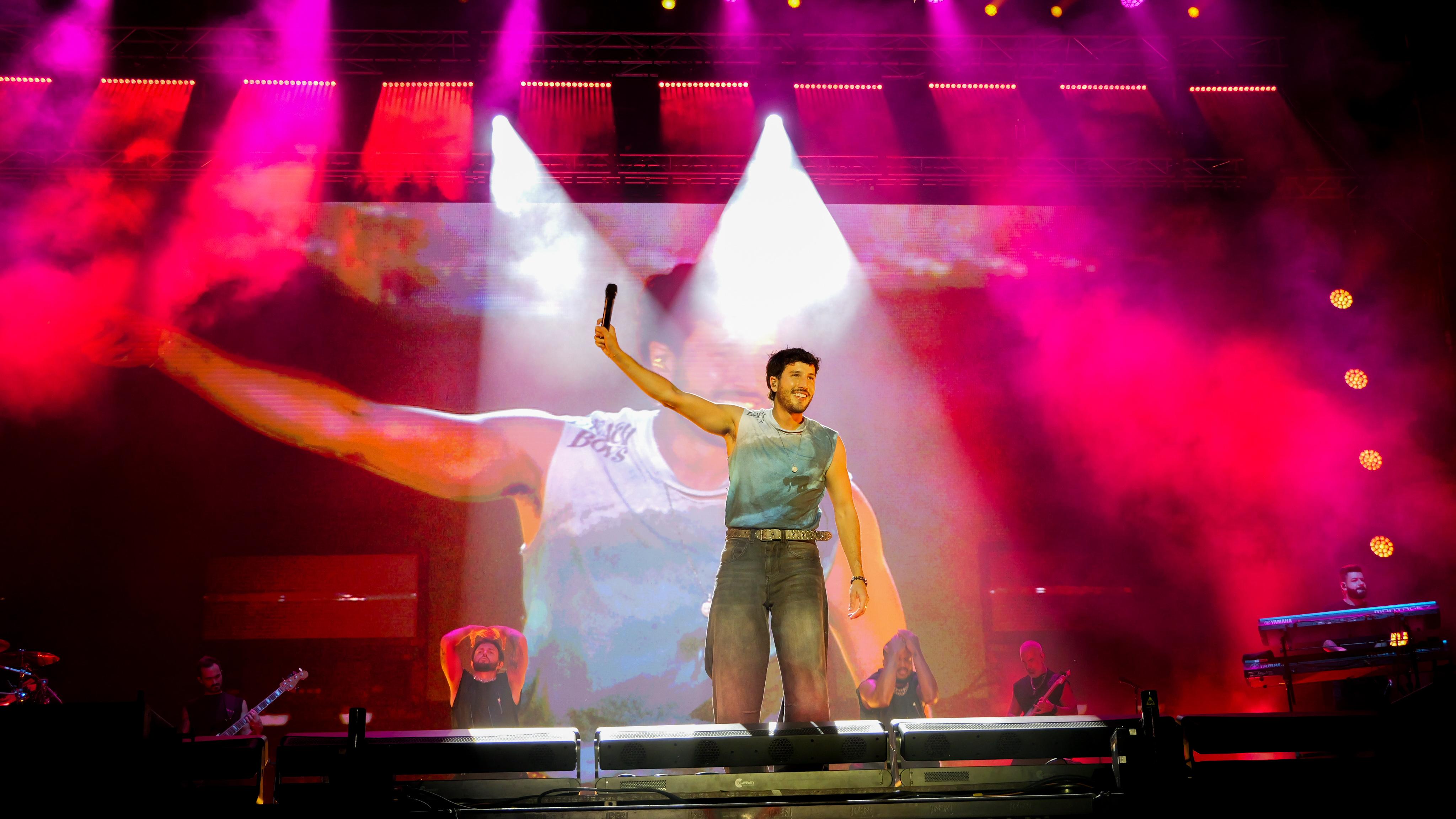 Sebastián Yatra en Arrecife, Lanzarote, en su concierto de fin de las Fiestas de San Ginés 2024.