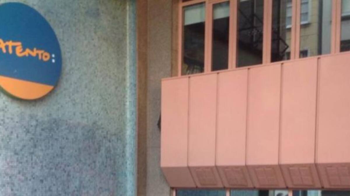 Trabajadores de Atento denuncian a la empresa por obligarles a volver al trabajo presencial