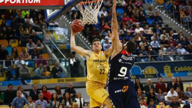 Laboral Kutxa cayó en Canarias.