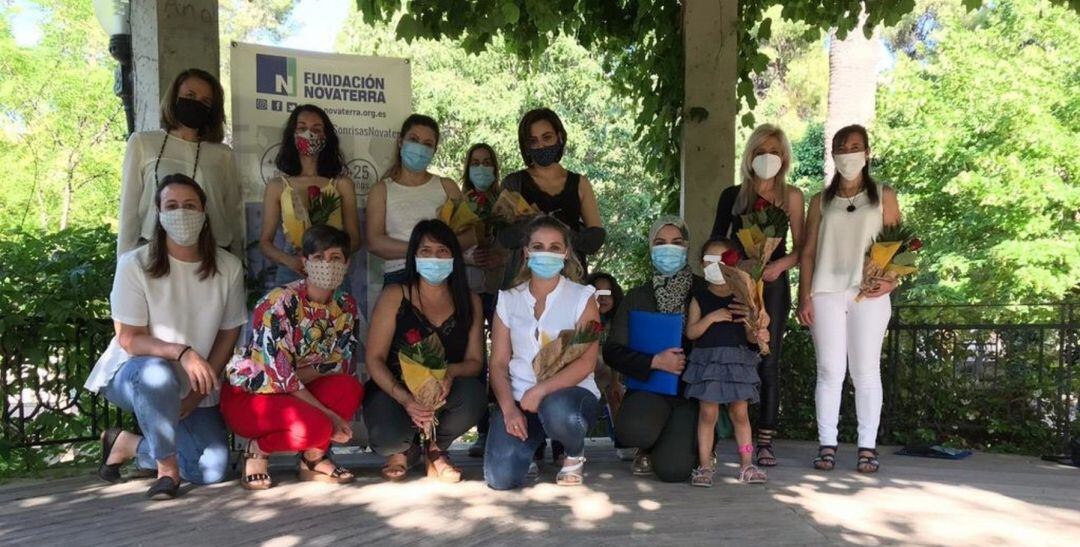 Participantes en una actividad de la Fundación Novaterra en Alcoy.