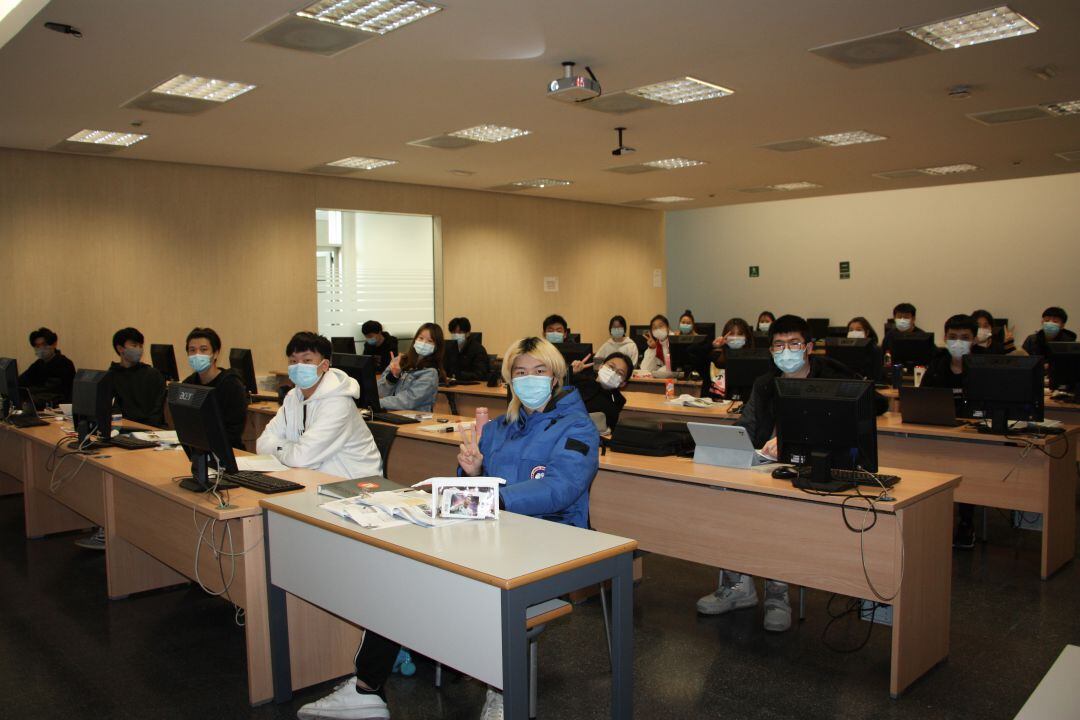 Estudiantes extranjeros en el Campus de Gandia 