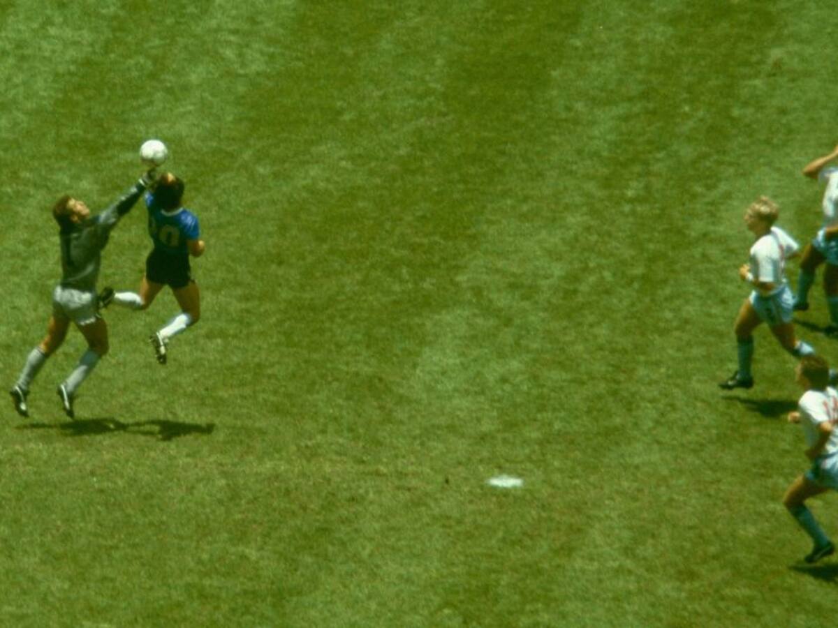 Muere Diego Armando Maradona: de la "mano de Dios" a su decadencia física