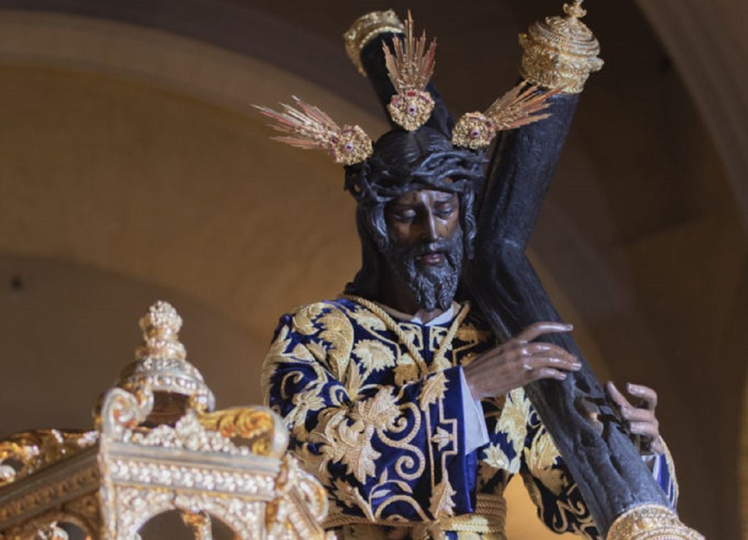 El Señor de la Salud de Los Gitanos, con la túnica bordada que estrenó en la Madrugá del año pasado y que volverá a lucir el 2 de marzo con motivo del Vía Crucis de las Cofradías de Sevilla