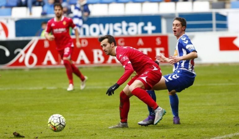 Manu Lanzarote y Sergio Llamas volvieron a encontrarse en Mendizorroza.