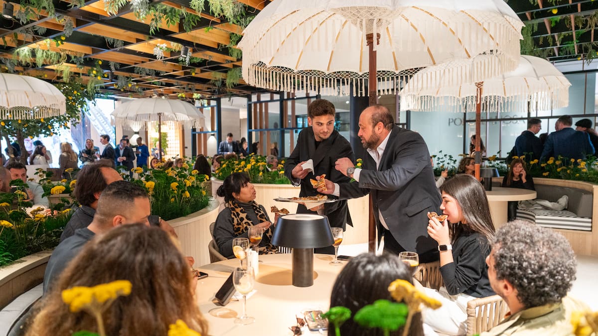 Ópera, arroces en directo y 'afterworks': Así sorprende Porcelanosa en la 32ª Muestra Internacional