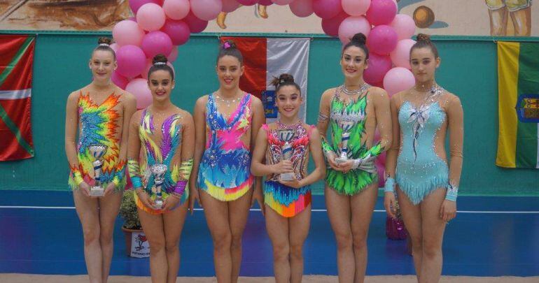 Alumnas de la Escuela Municipal de Gimnasia Rítmica.