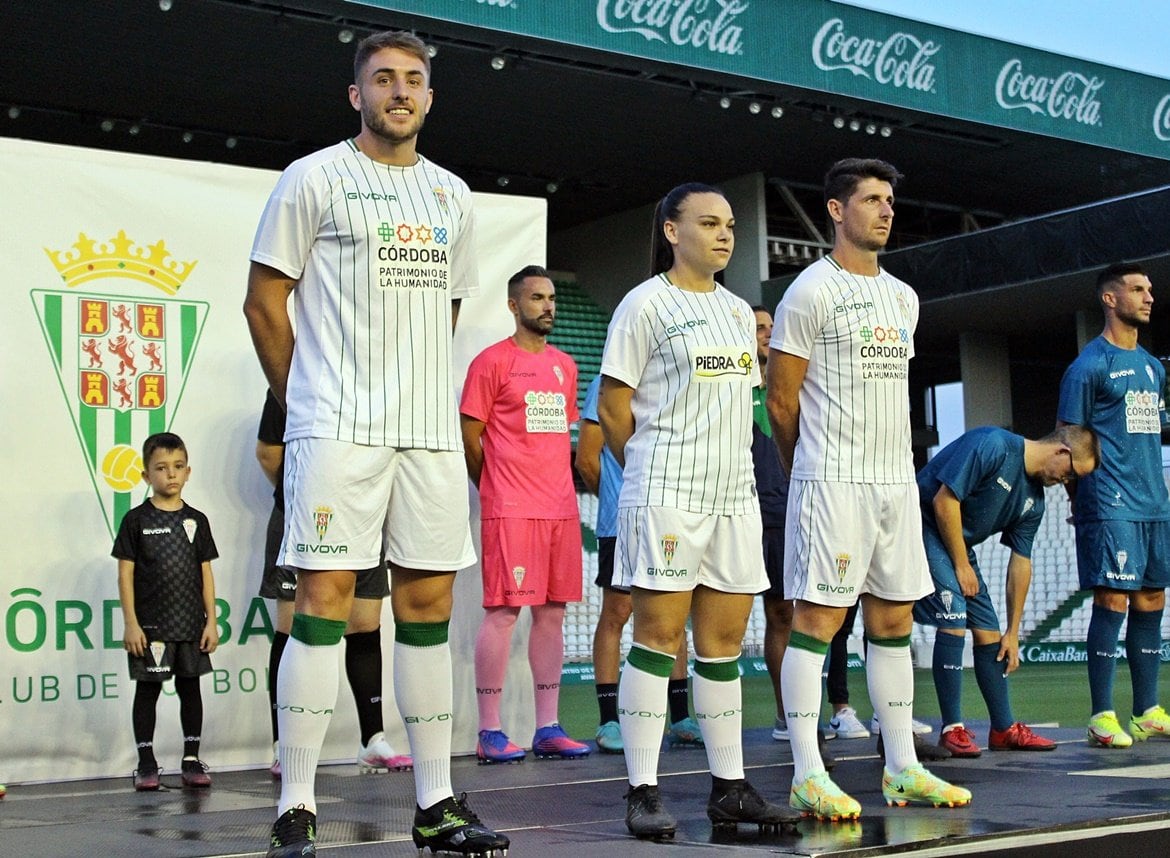 Nuevas camisetas del Córdoba CF (Prensa CCF)