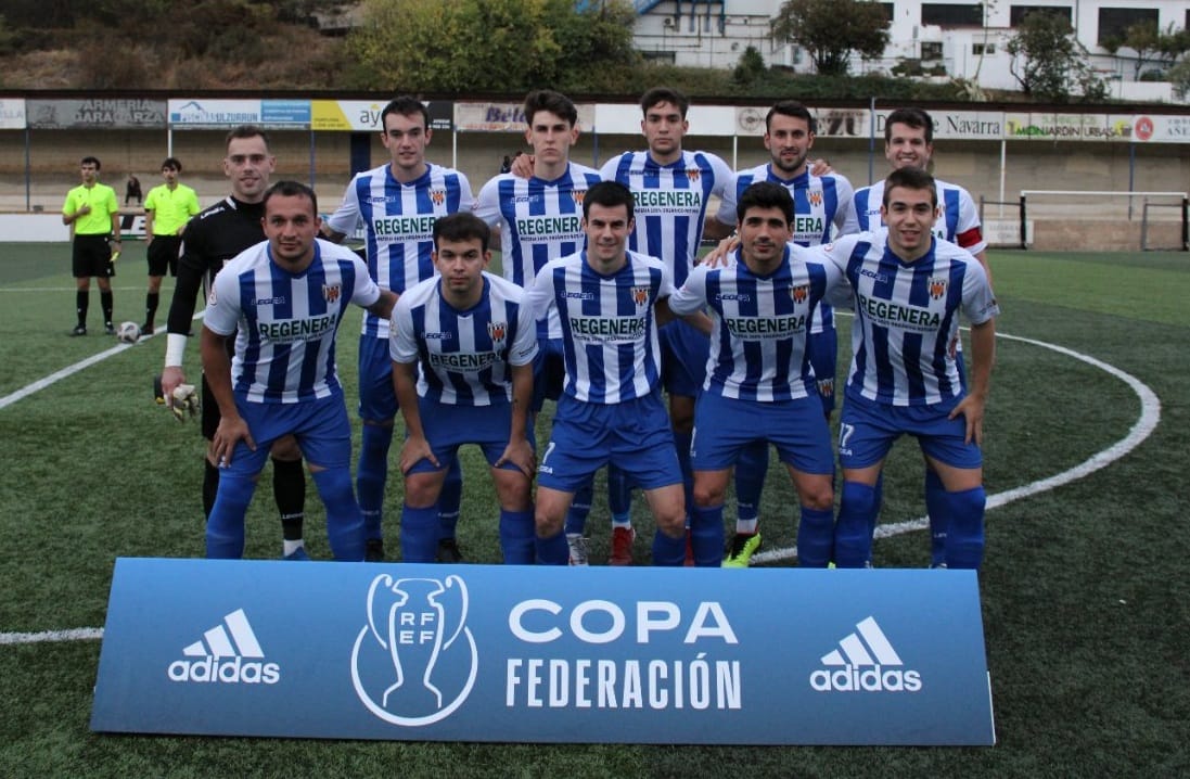 Alineación del Izarra en la primera eliminatoria de la Copa Federación en Merkatondoa