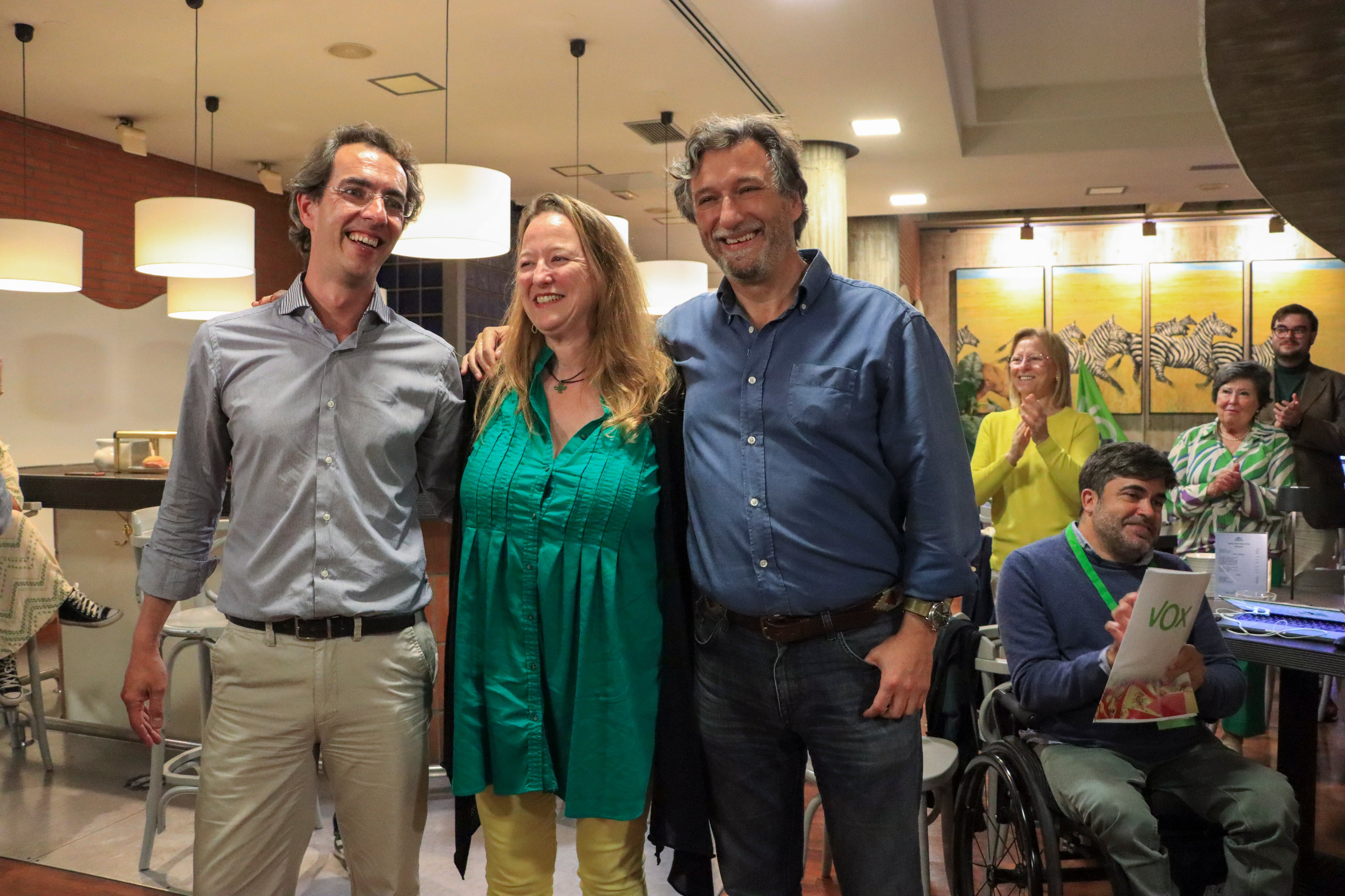 Candidatos de Vox siguiendo las declaraciones de Revilla