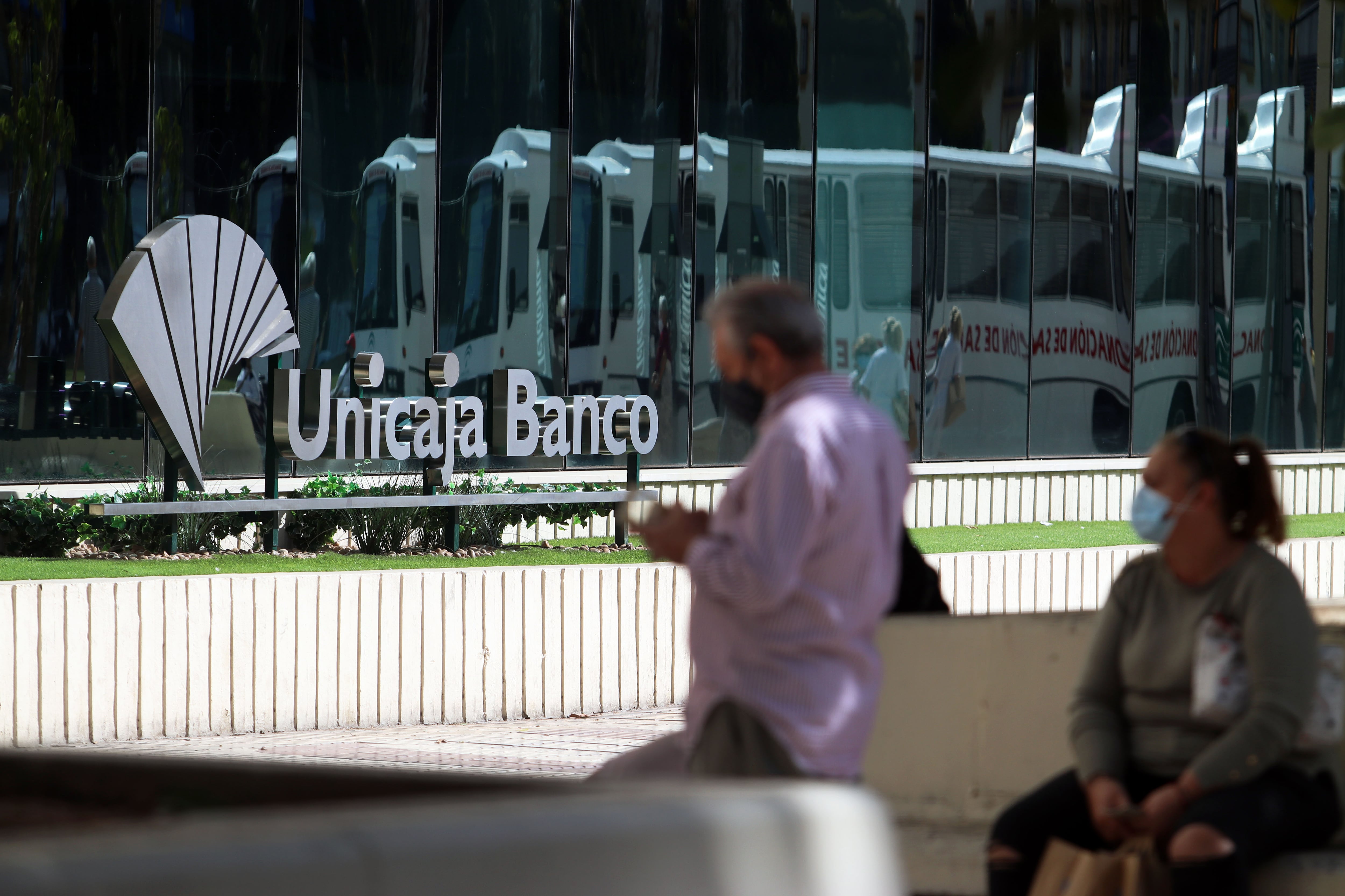 MALAGA, SPAIN - OCTOBER 05: Unicaja Banco&#039;s headquarters building in Malaga on October 05, 2020 in Malaga, Spain. Unicaja and Liberbank confirmed &quot;preliminary&quot; contacts on Monday with a view to a possible merger, but no decision has been taken on this matter so far, which has caused their shares to soar on the stock market. (Photo by Álex Zea/Europa Press via Getty Images)  (Photo by Europa Press News/Europa Press via Getty Images)