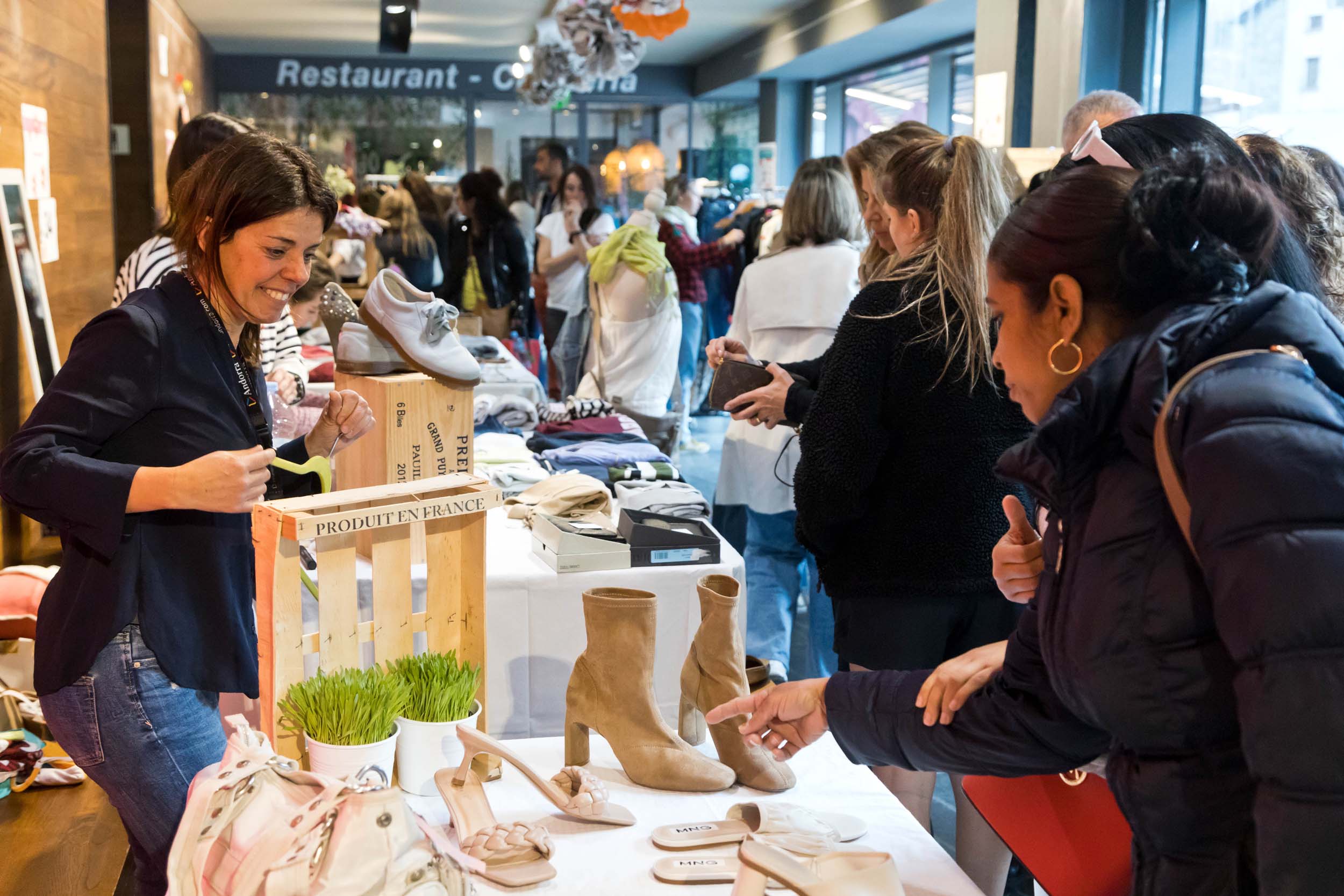 Parades al Vide Dressing de la Massana. El mercat torna aquest cap de setmana la Closeta i les Fontetes de nou.
