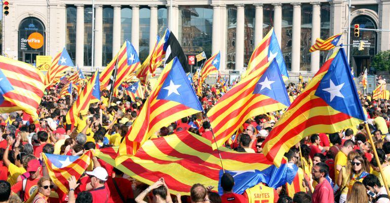 Banderas estaladas en la última Diada, en Barcelona