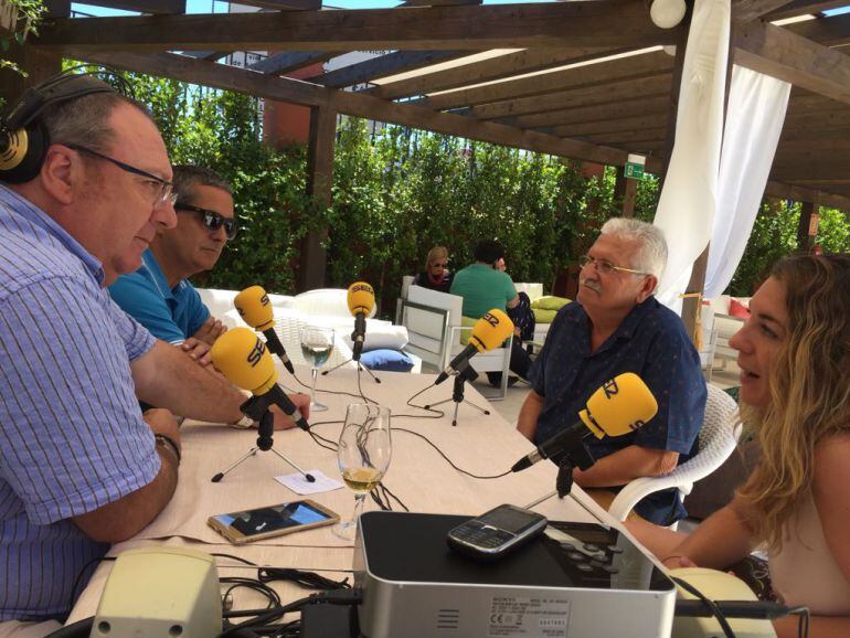 Juan Barreno, Paco Díaz y Gloria Sánchez-Grande hablan de toros en nuestra Caseta de Feria.