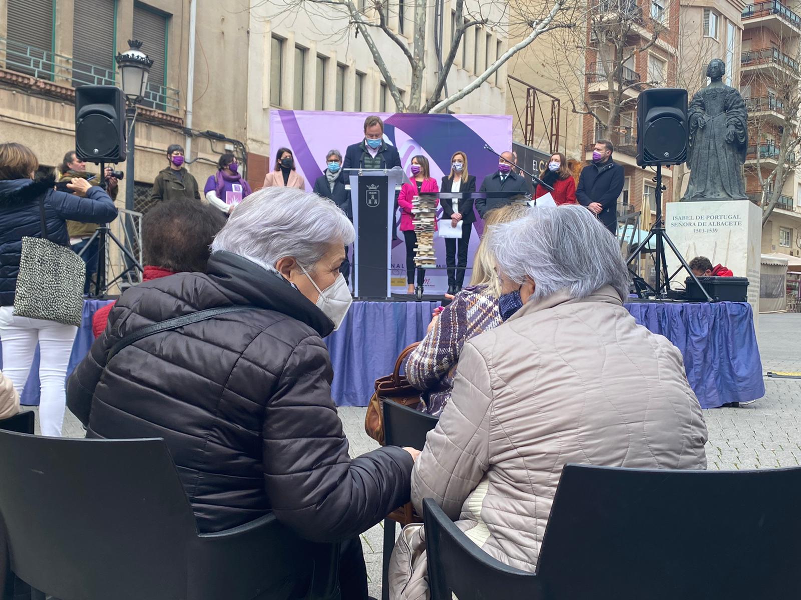 Uno de los momentos de la lectura de literatura escrita por mujeres