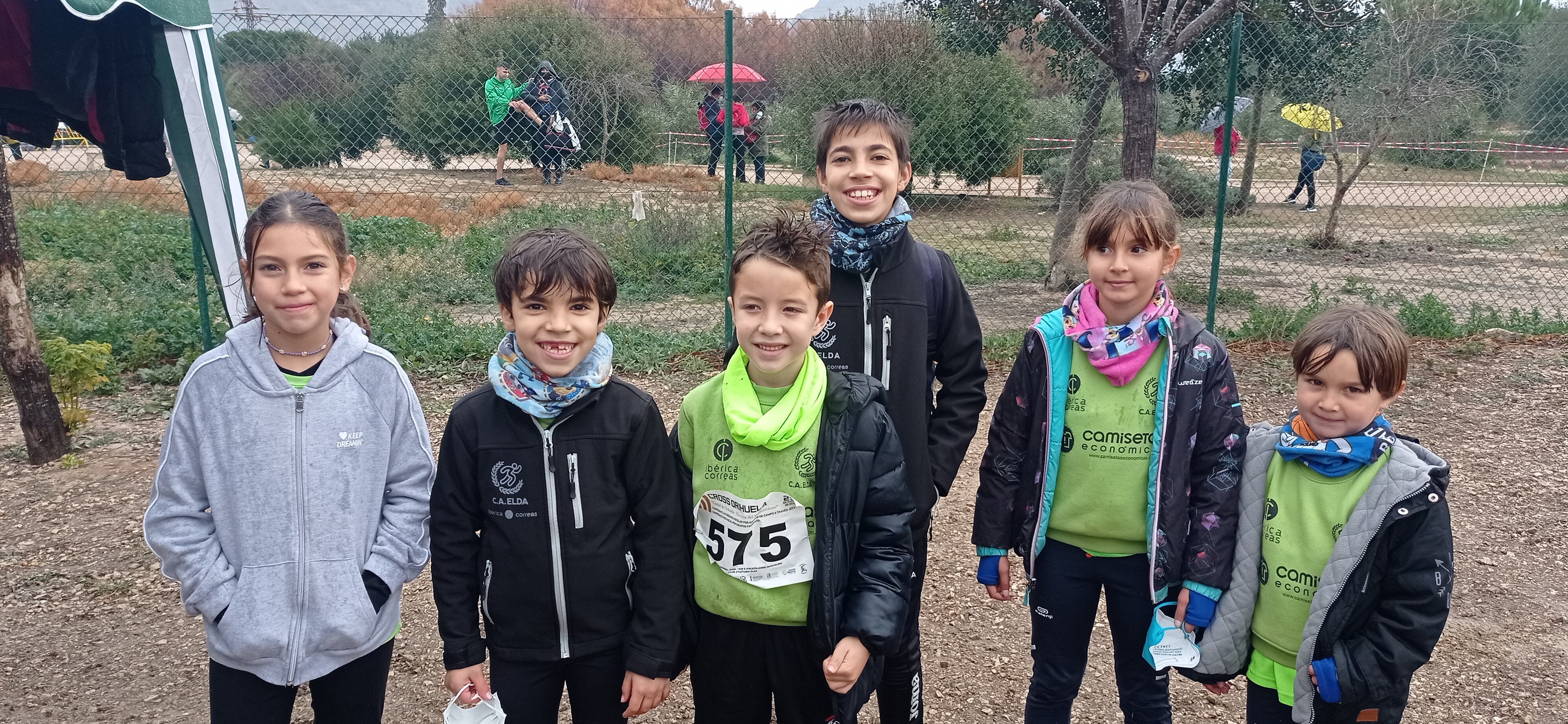 Los pequeños atletas del club eldense disfrutaron del Cross en Orihuela