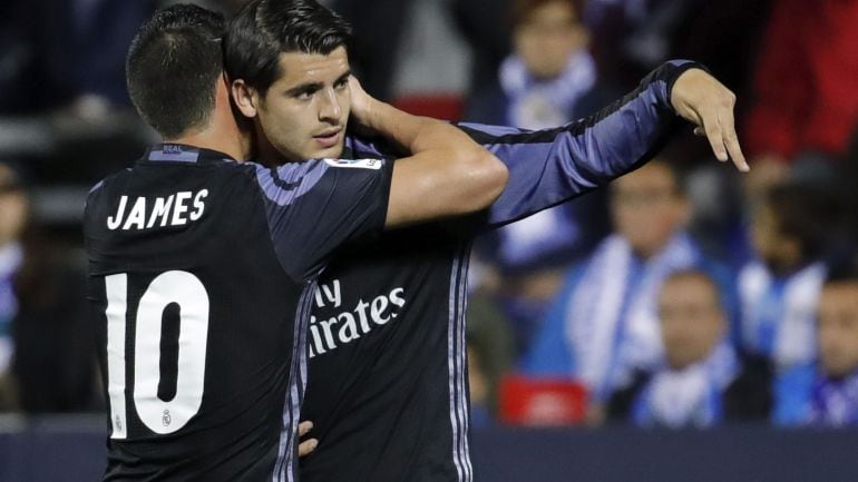 James y Morata celebran uno de los goles del Real Madrid al Leganés.