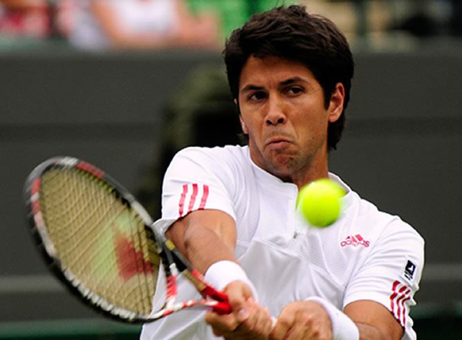 Verdasco, durante un partido en Wimbledon