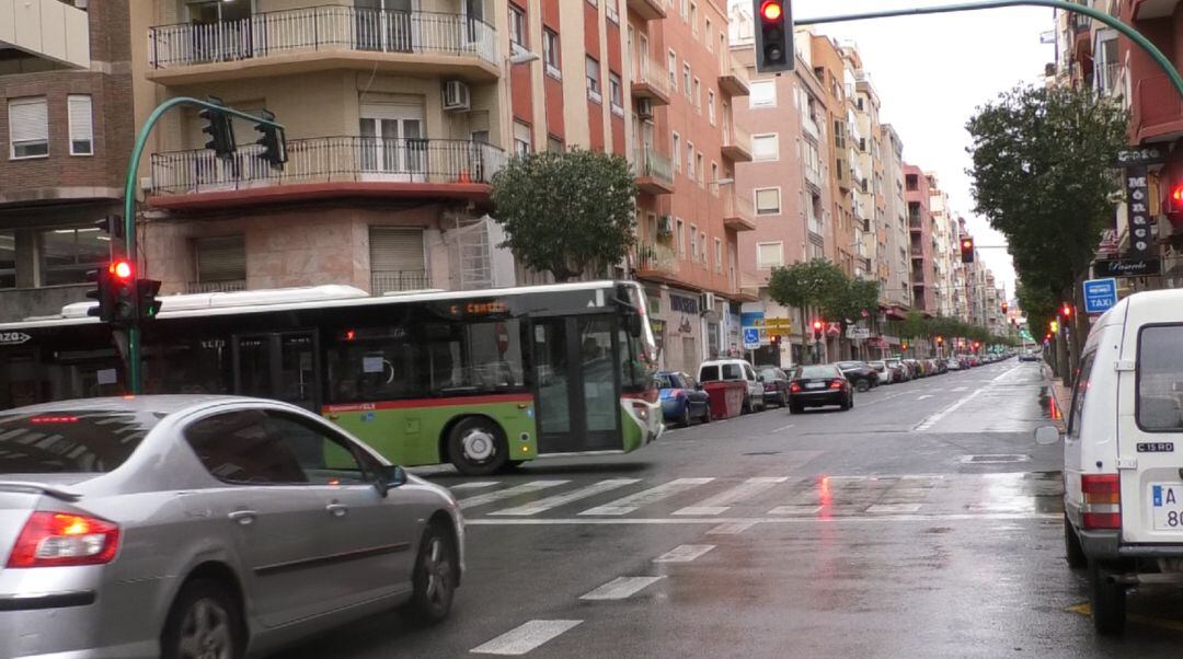 calle comercial en Elche