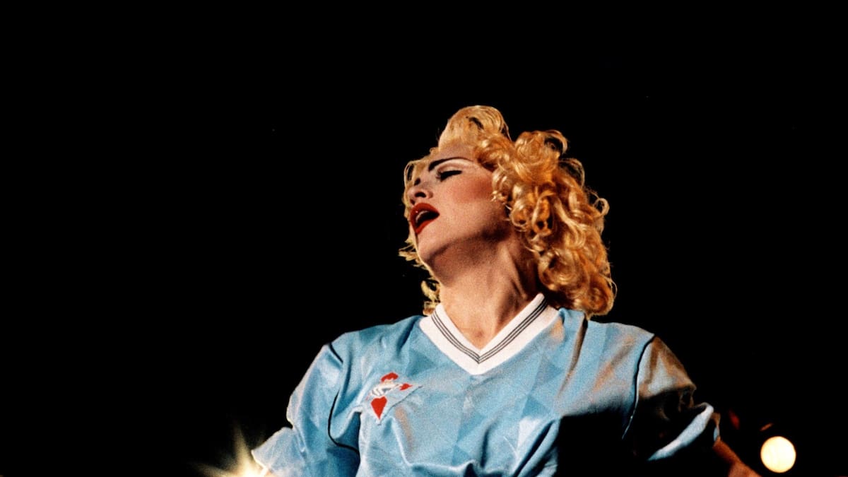 Entrevista al director de Marketing del Celta, Gael García y Gonzo por la búsqueda de la camiseta de Celta del concierto de Madonna