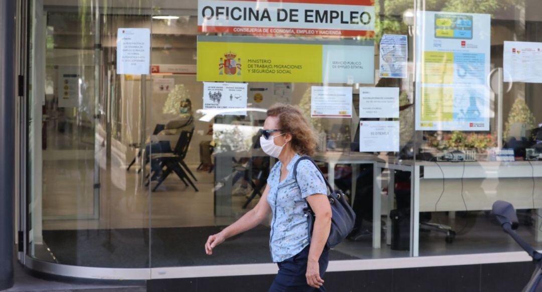 Imagen de archivo de la fachada de una oficina de empleo 