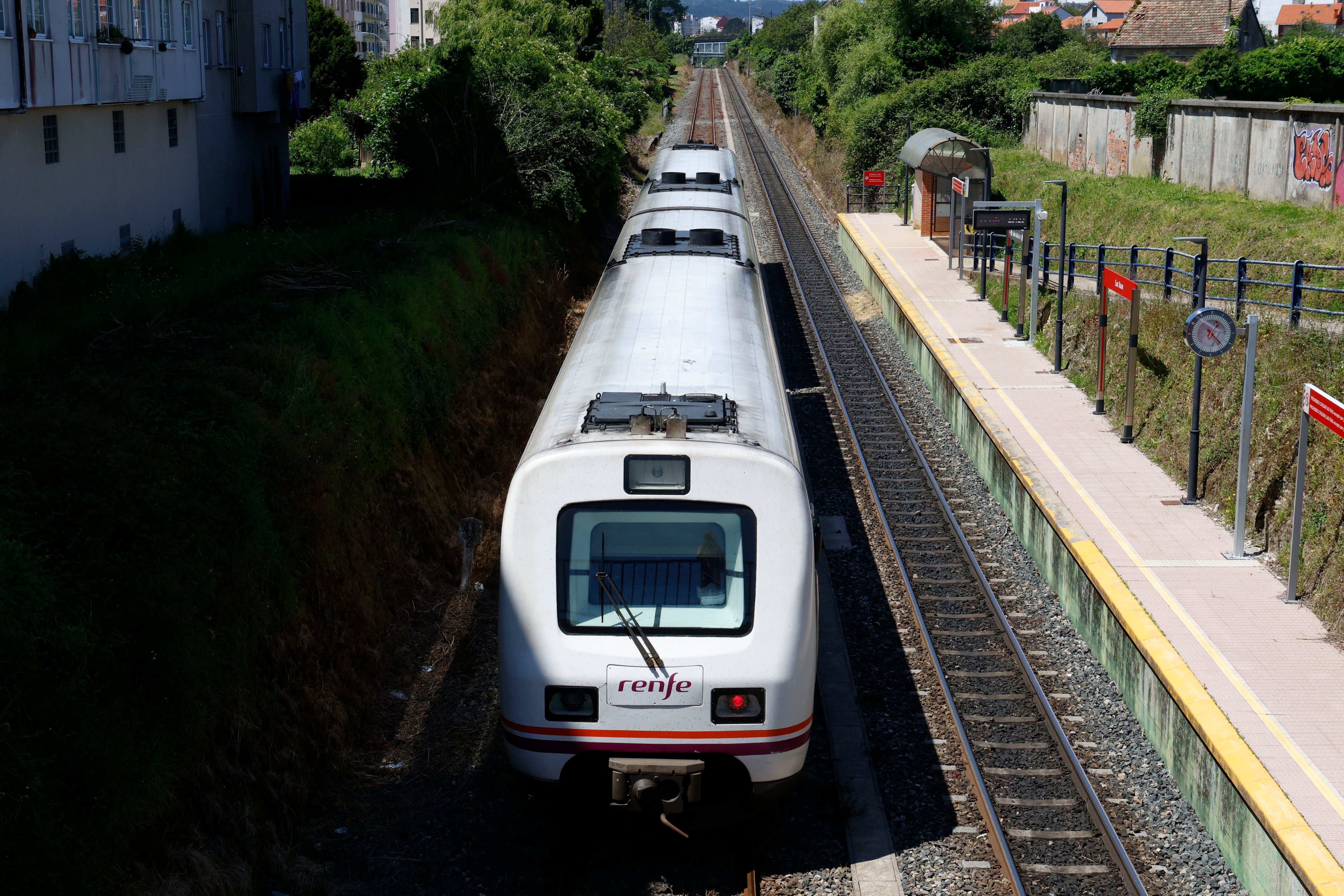 Ferrol quedará sin trenes directos a Madrid desde el 9 de junio, cuando Renfe modificará sus conexiones con las siete grandes urbes de Galicia (foto: Kiko Delgado / EFE)