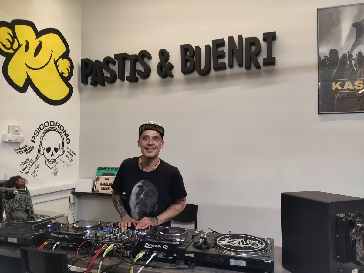 Pastis & Buenri:" Vam fer un pacte de sang i ens vam prometre que mai hi hauria una Yoko Ono"