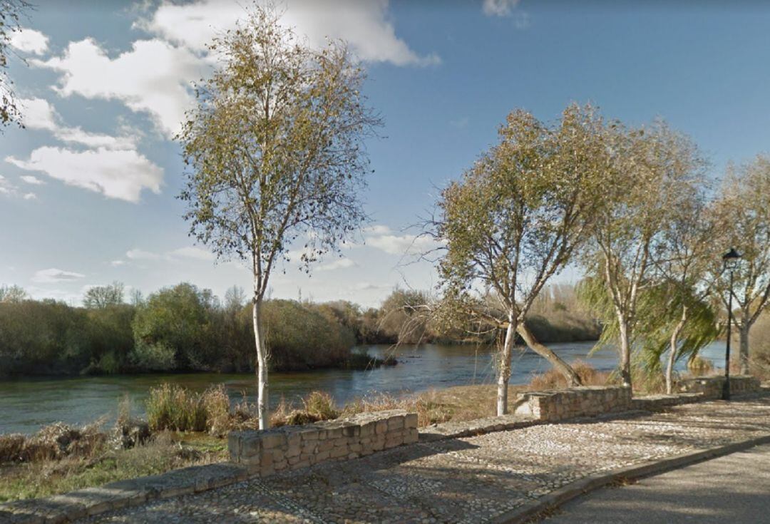 Imagen del río Tormes a su paso por Huerta.
