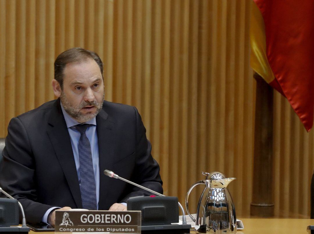 El ministro de Transportes, Movilidad y Agenda Urbana, José Luis Ábalos, durante su comparecencia ante la comisión correspondiente del Congreso.