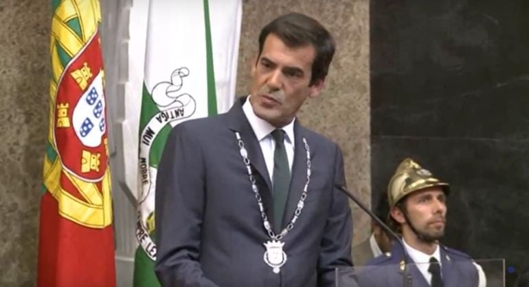 El alcalde de Oporto, Rui Moreira, el día de su investidura como presidente de la Cámara Municipal.