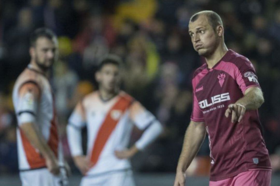 Zozulia, durante un partido disputado ante el Rayo Vallecano
