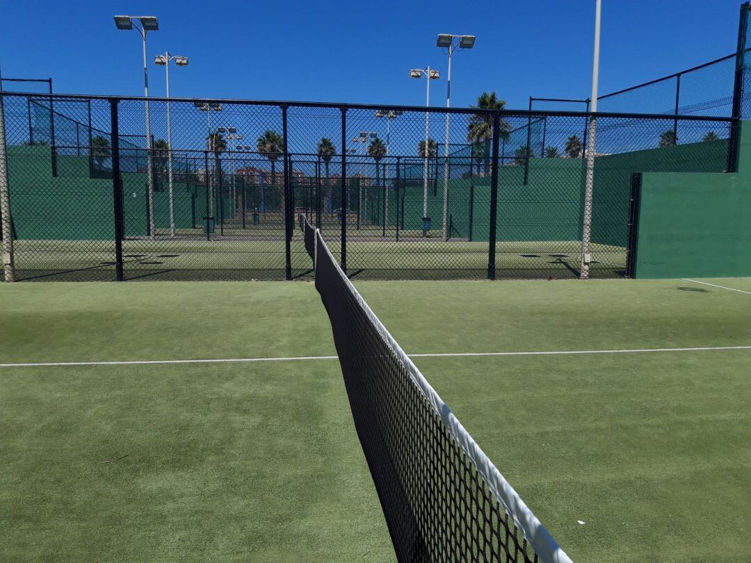 Nuevas pistas de pádel y tenis en La Línea.