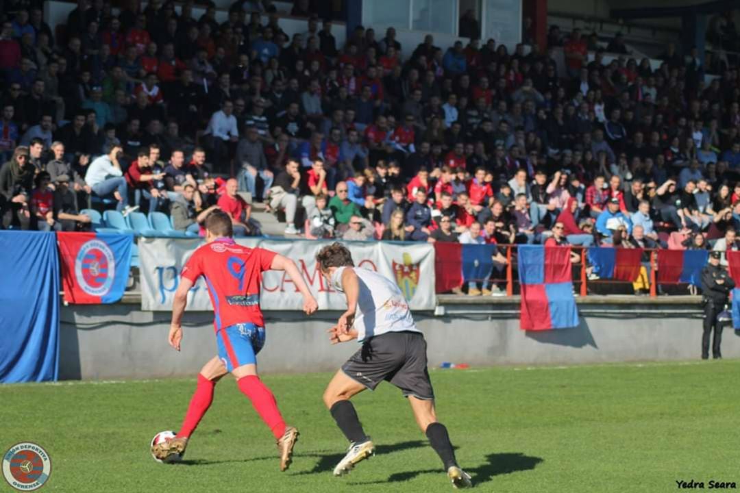 Buen momento futbolístico, para disputar el derbi de las Burgas en el Campo de O Couto, entre la Unión Deportiva Ourense y Ourense C.F.