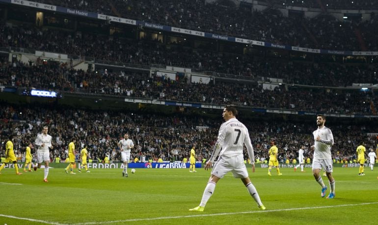 El Santiago Bernabéu, durante un partido del Real Madrid