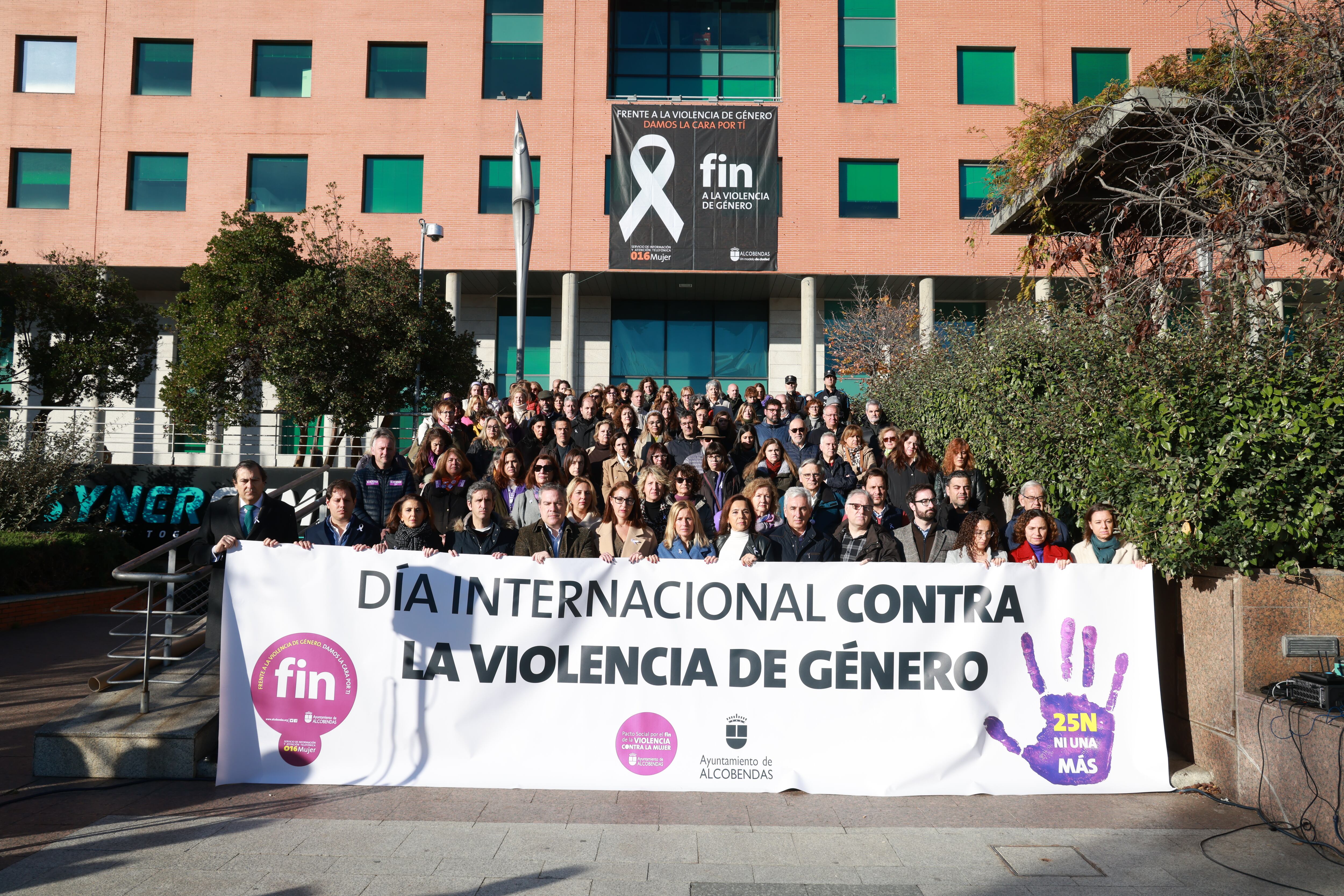 Lectura del manifiesto contra la Violencia de género en el Ayuntamiento de Alcobendas