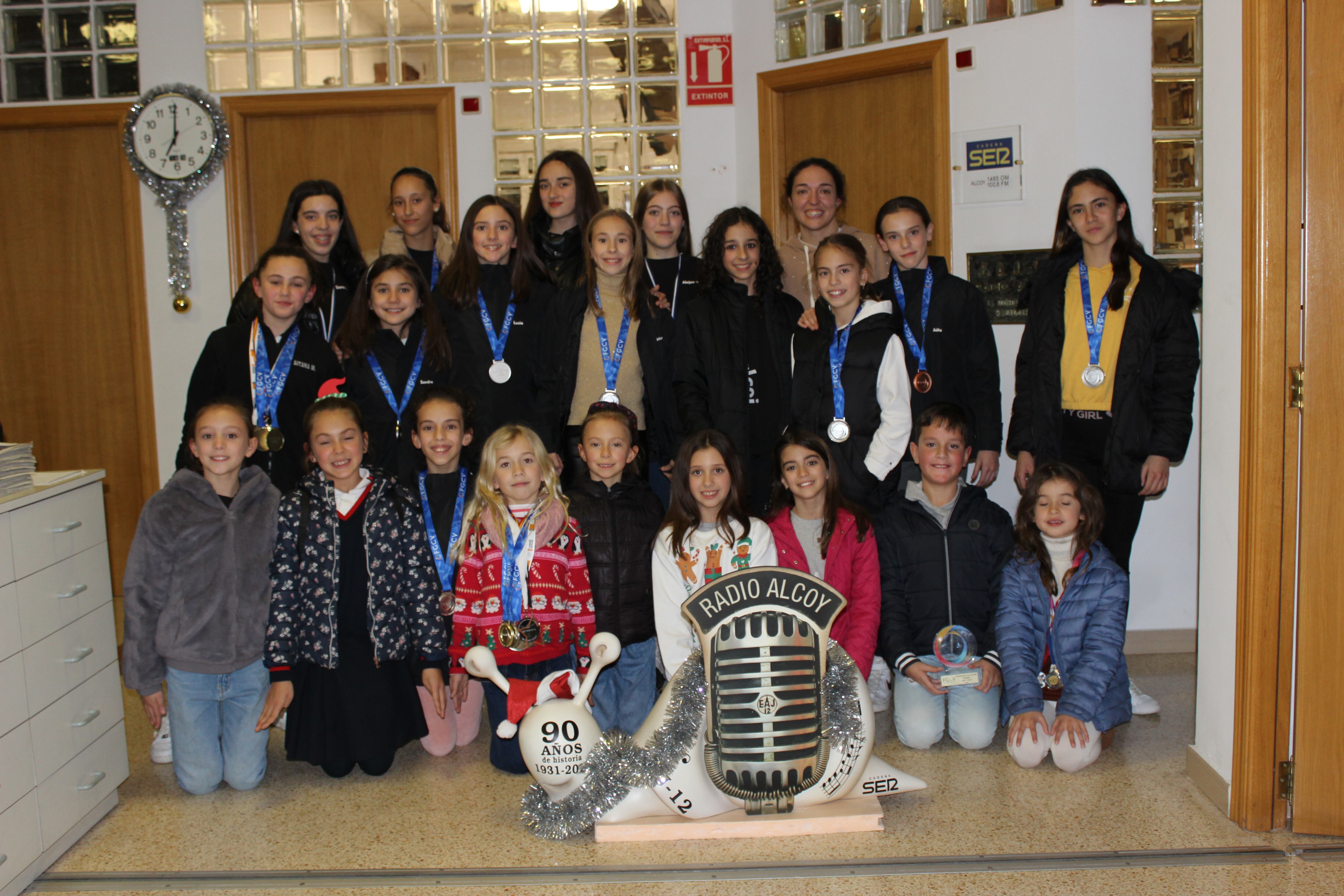 Componentes del CGR Alcoi en Radio Alcoy