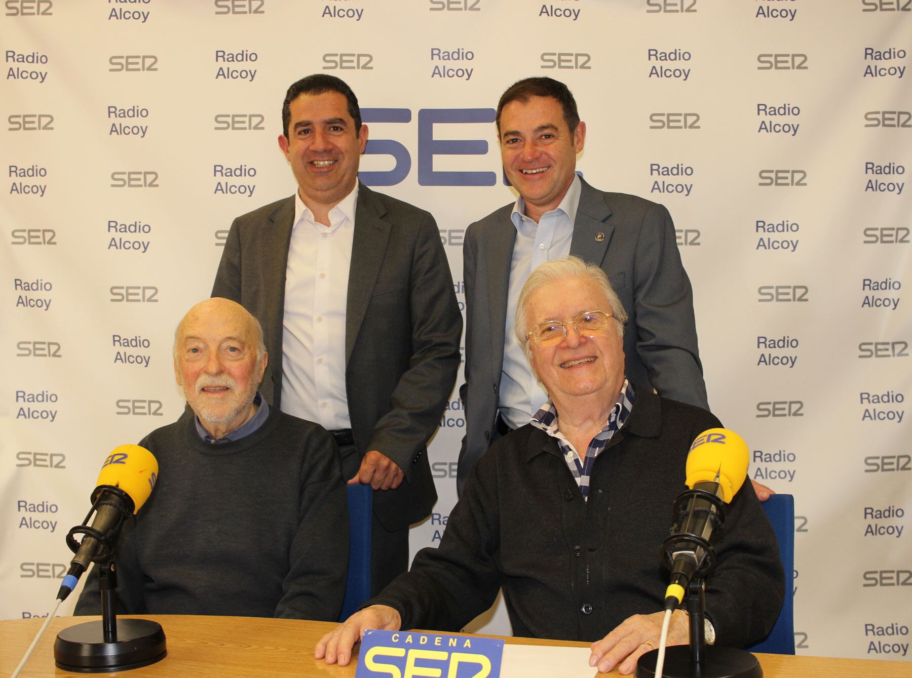 José María Valls Satorres, Toni Francés y Paco García con Paco Aznar