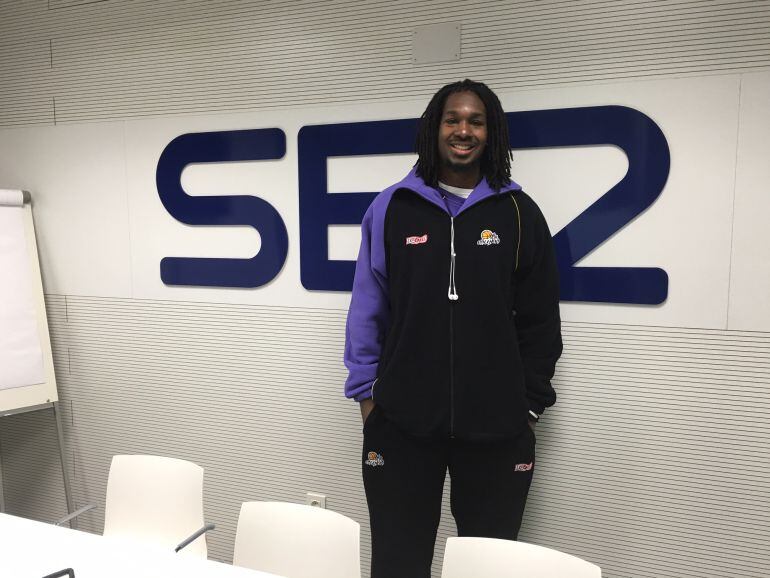 Ike Okoye, nuevo jugador de Quesos Cerrato Palencia