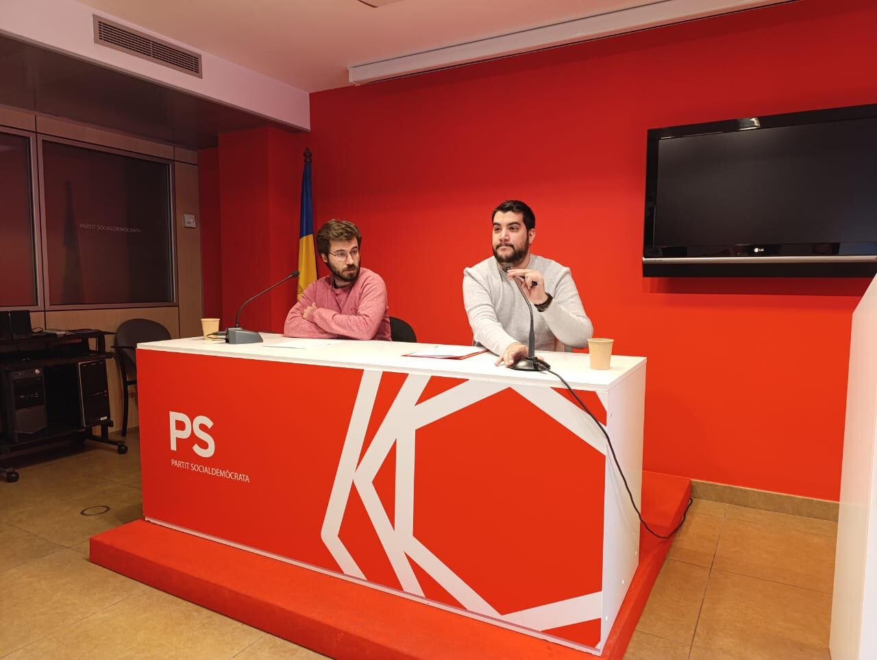 El president del PS, Pere Baró, i el membre de l&#039;executiva, Joao de Melo